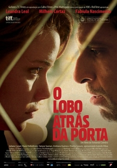 "O Lobo atrás da Porta" (2013) DVDRip.x264-RedBlade